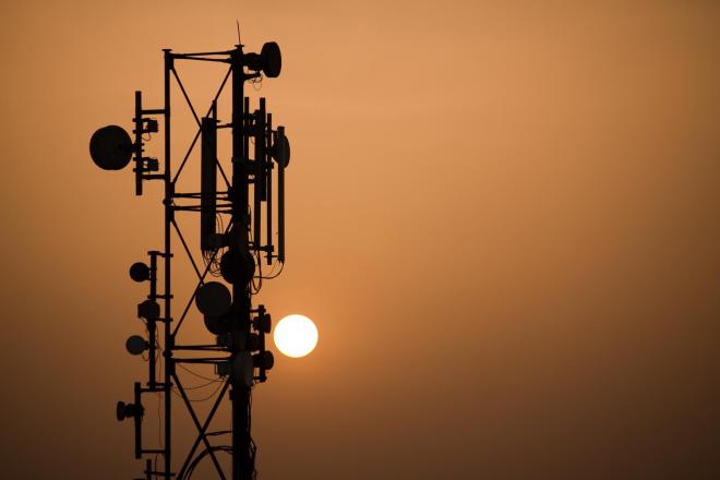 Mobile Tower, No Radiation, Radiation, Telcos, TRAI, WHO, Delhi